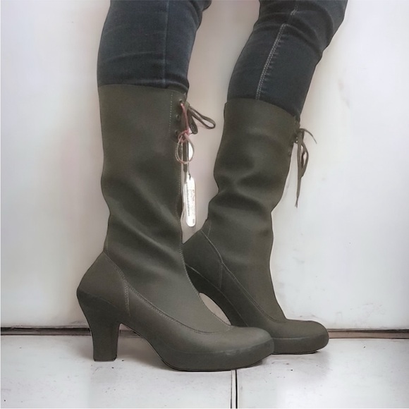 NWT Camper Heeled Rain Boots - Picture 1 of 12